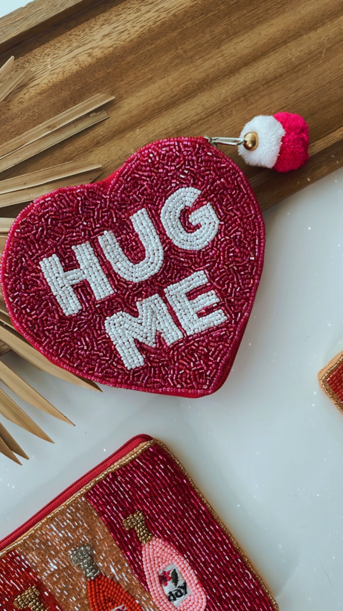 Hug Me đź’—