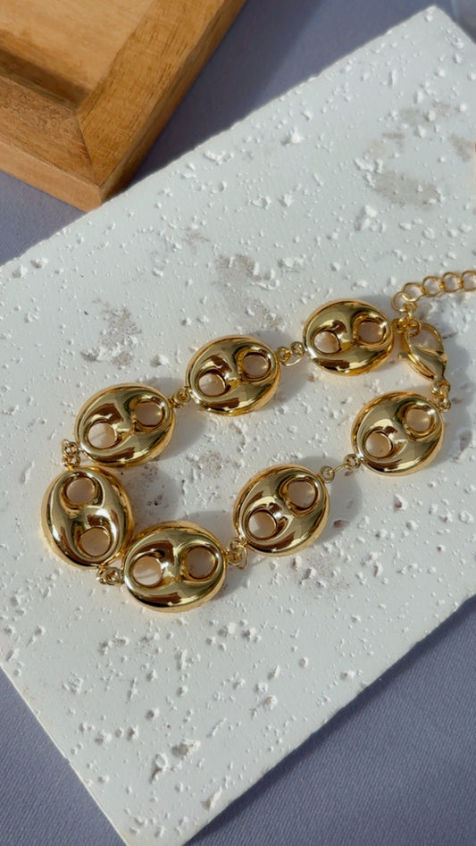 GG bracelet
