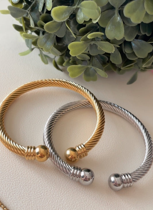 Geneva bangle